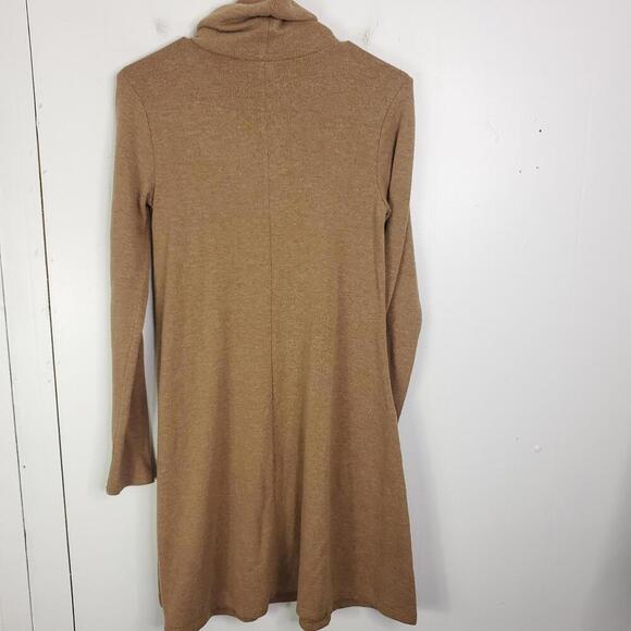Old Navy Dress Womens XS Turtleneck Camel Tan Long Sleeve Sweater Mini New - Picture 9 of 9